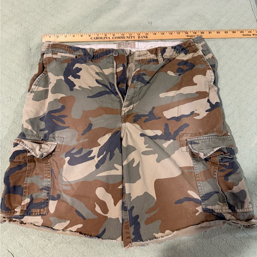 American Eagle Outfitters Brown Tan Cargo Shorts